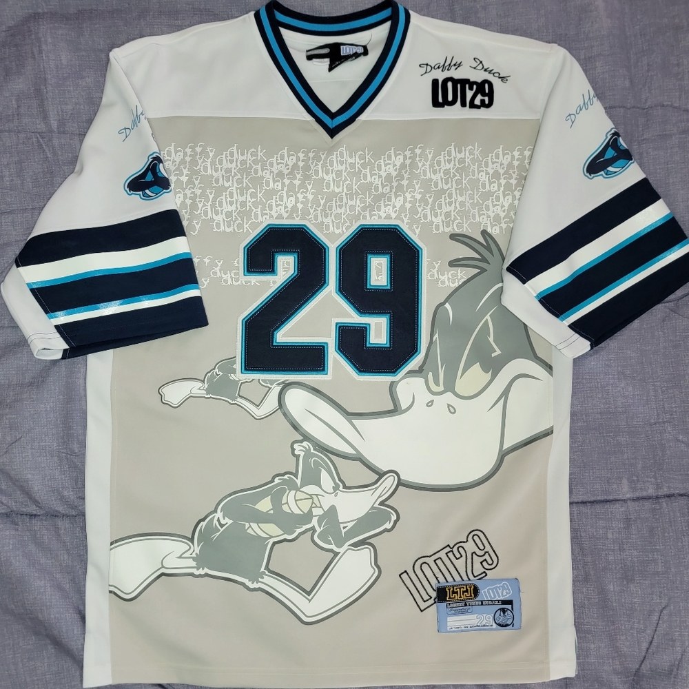 Lot 29 Looney Tunes Daffy Duck Football Jersey